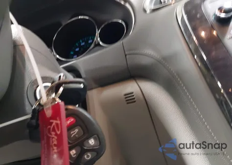 2016 Buick Enclave Premium z USA, uszkodzony, nr VIN 5GAKVCKD5GJ267491